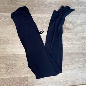 Lululemon black leggings